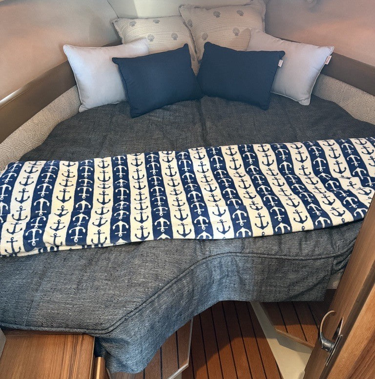 yachtbedding.com 3 Piece Topper Sleep System | Drops in the Ocean